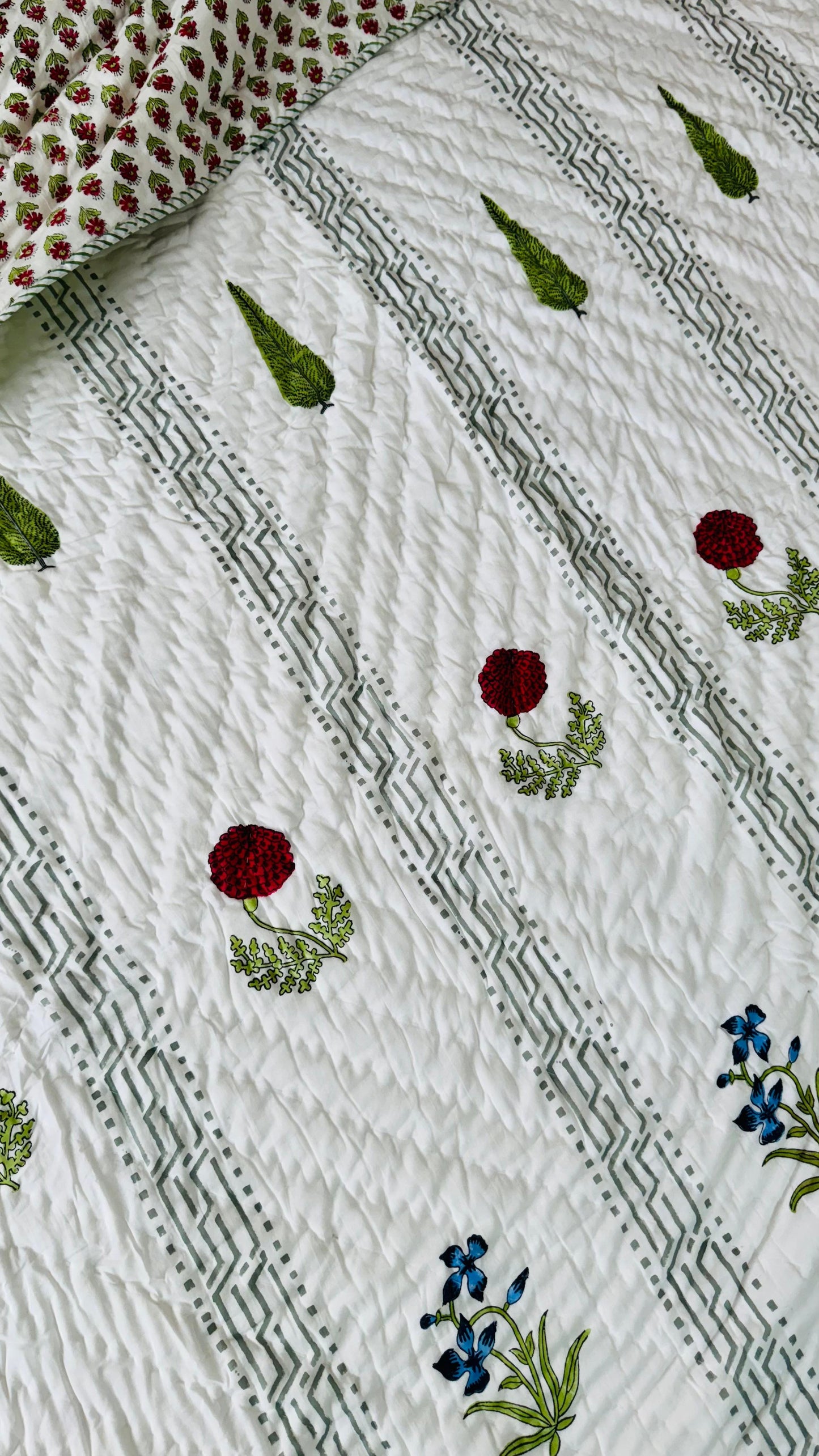 Panel Garden Mul Mul Cotton Block Printed King Size Reversible Quilt