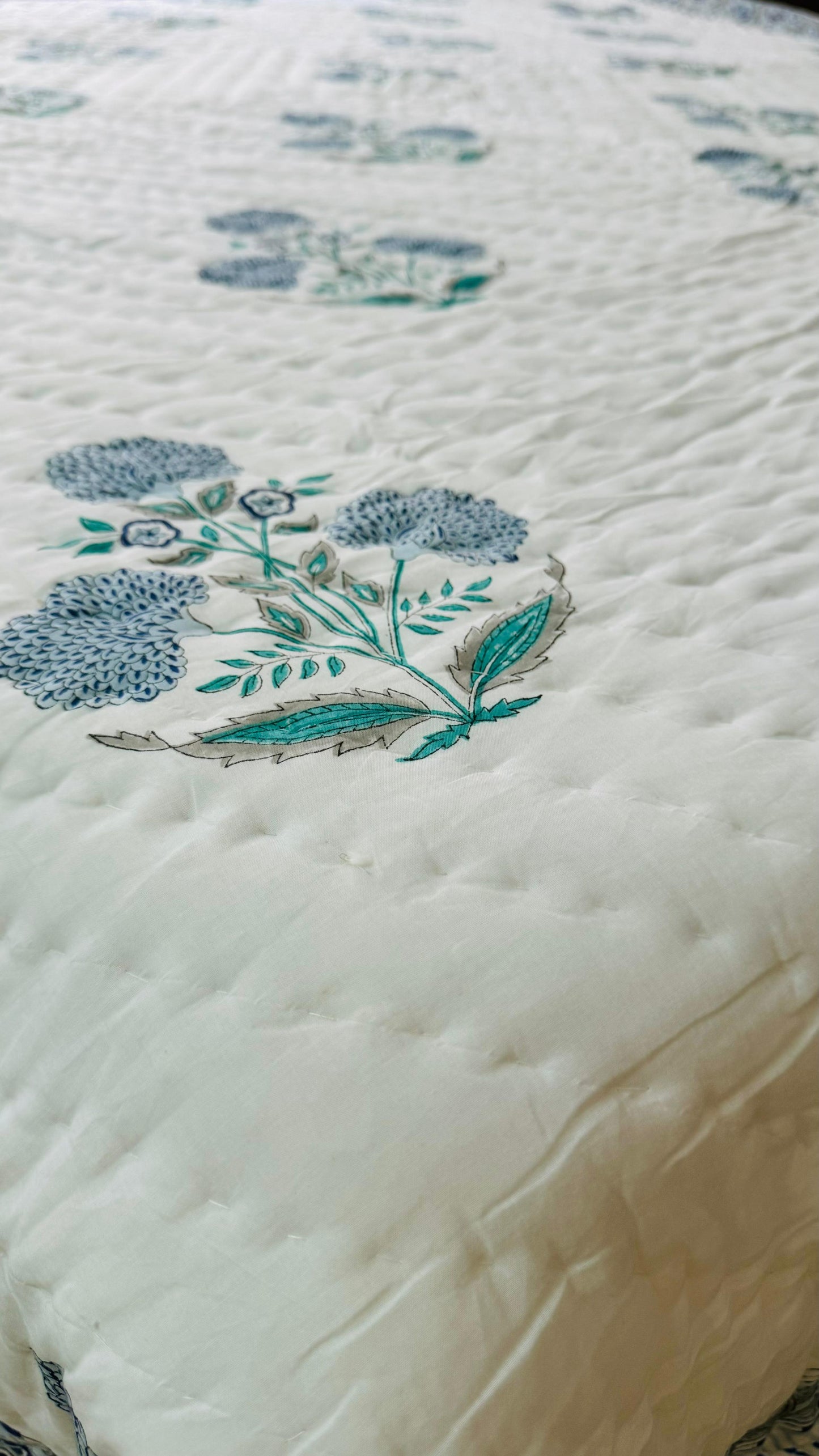 Ice Blue Garden Mul Mul Cotton Block Printed King Size Reversible Quilt