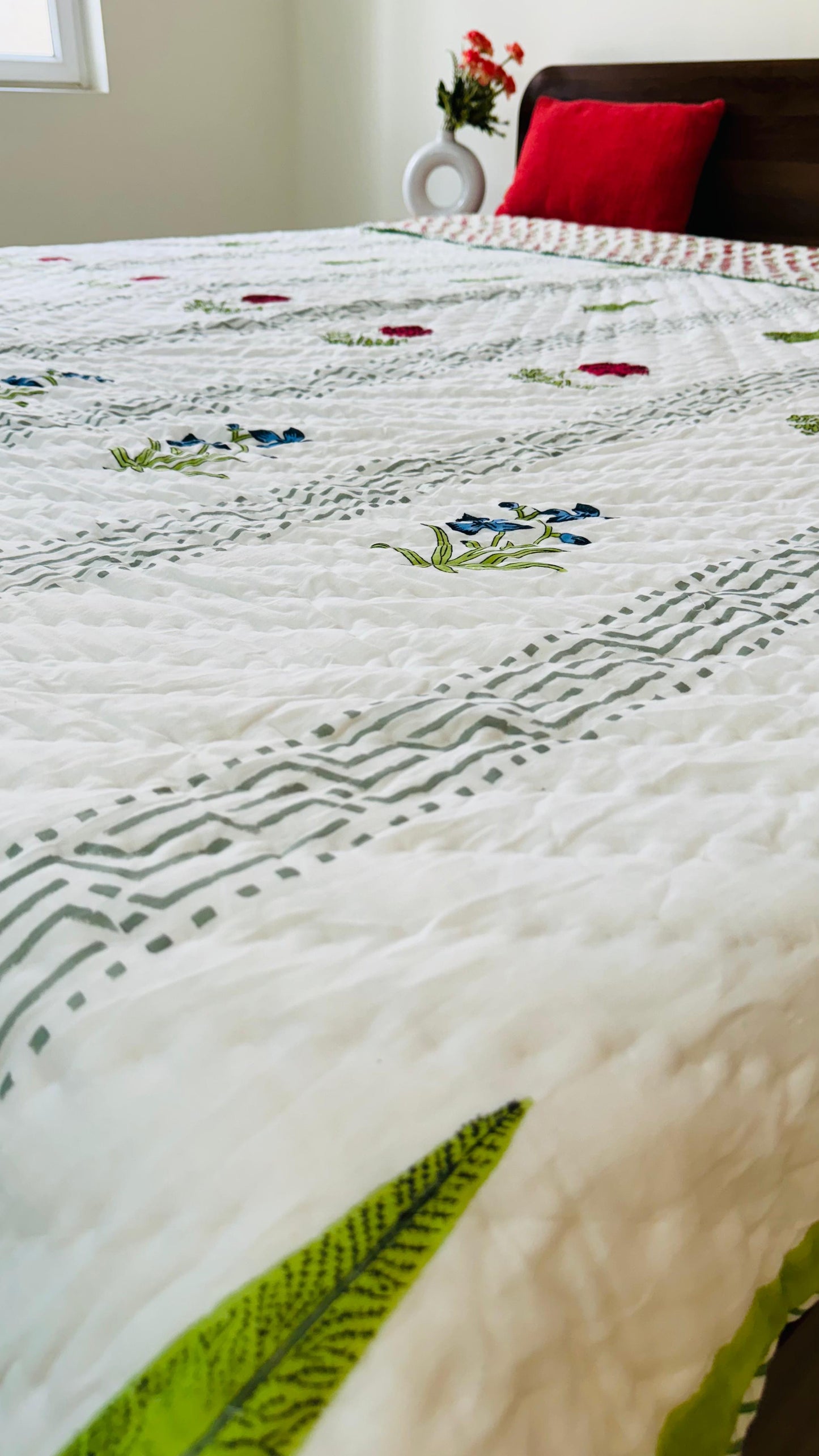 Panel Garden Mul Mul Cotton Block Printed King Size Reversible Quilt